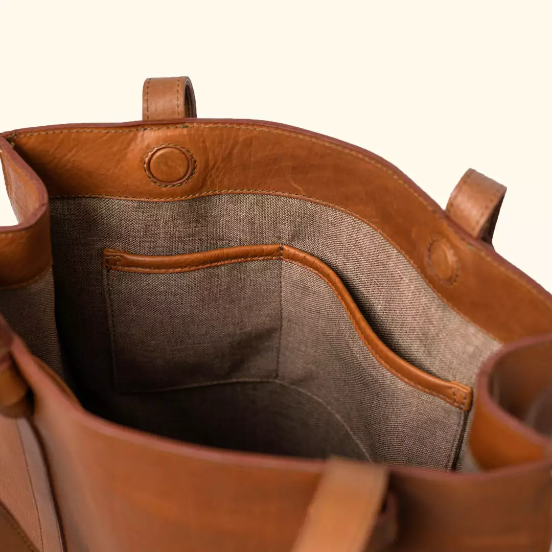 Buffalo Jackson Trading Co. Chelsea Leather Tote Bag | Honey Brown 7 Buffalo Jackson Trading Co. Chelsea Leather Tote Bag | Honey Brown