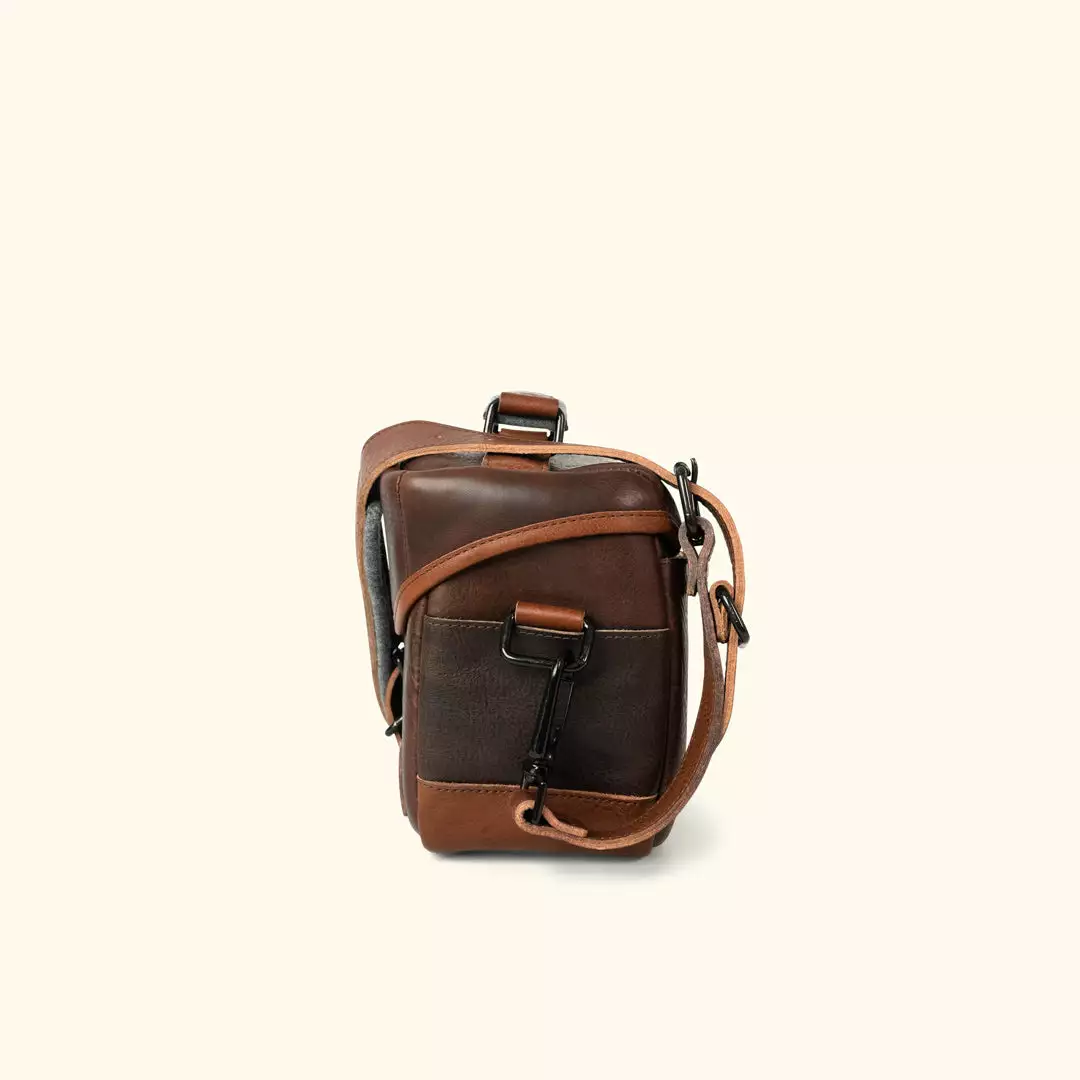 Buffalo Jackson Trading Co. Dakota Leather Camera Bag | Dark Hazelnut W/ Chestnut Brown 5 Buffalo Jackson Trading Co. Dakota Leather Camera Bag | Dark Hazelnut W/ Chestnut Brown