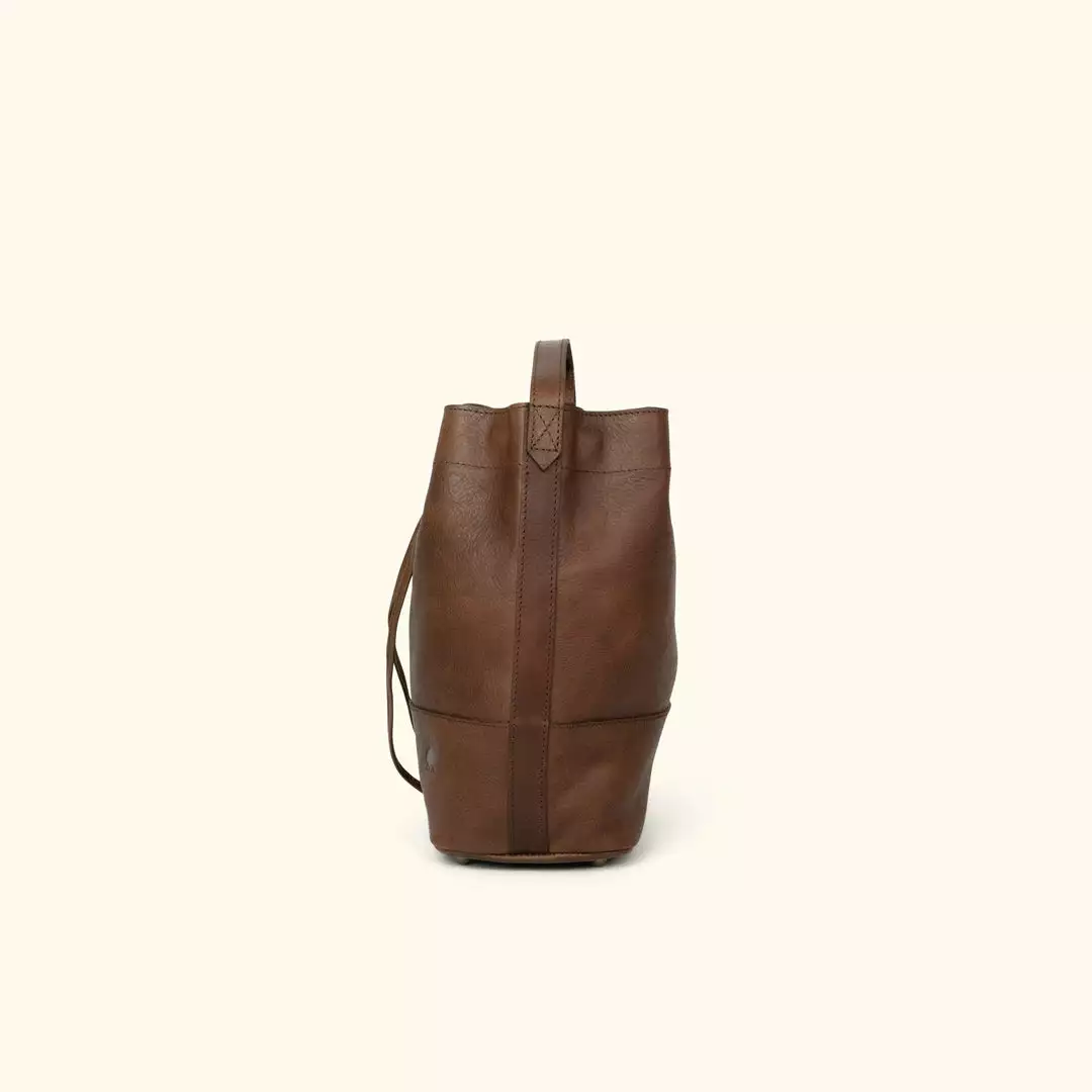 Buffalo Jackson Trading Co. Madison Leather Bucket Bag | Dark Hazelnut 5 Buffalo Jackson Trading Co. Madison Leather Bucket Bag | Dark Hazelnut