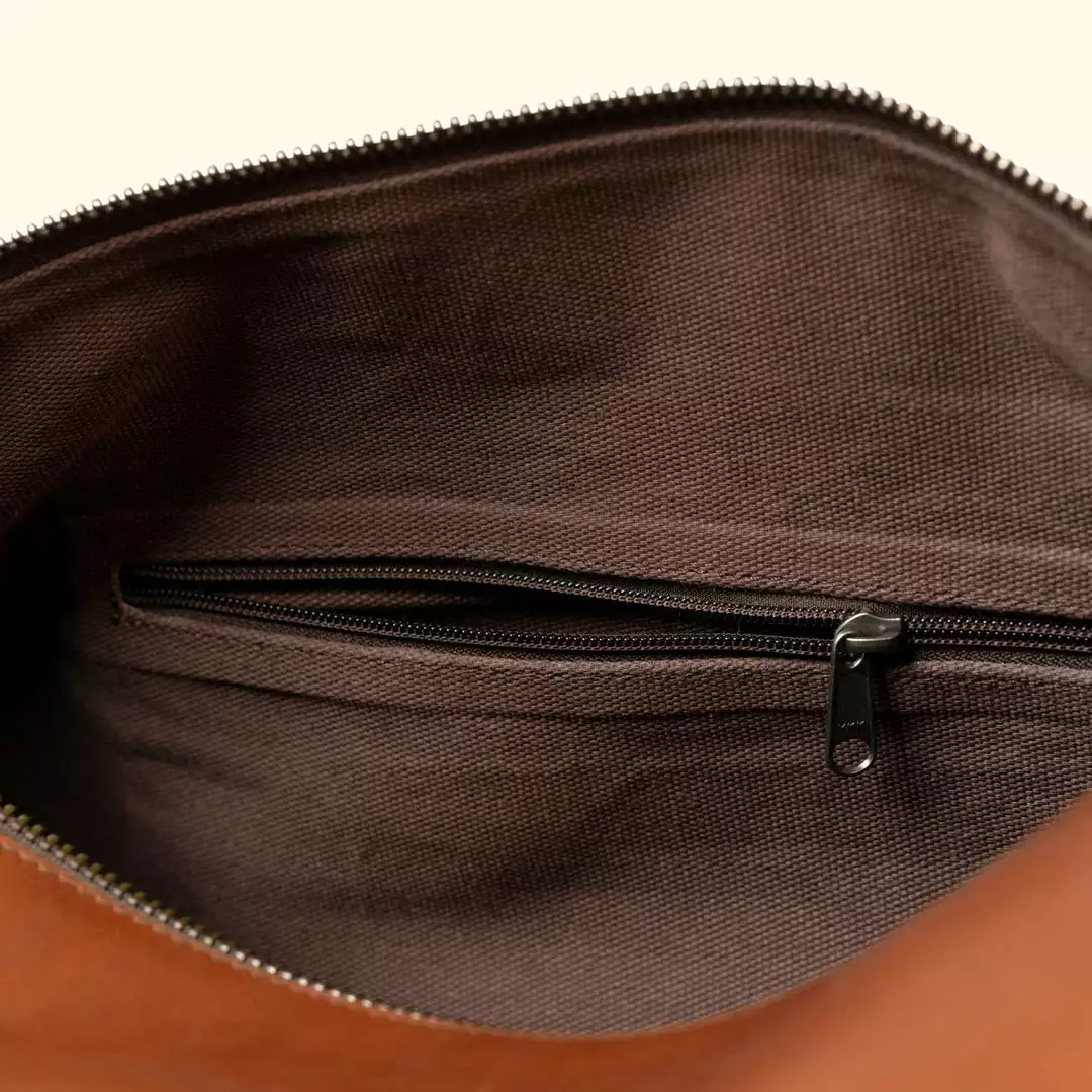 Buffalo Jackson Trading Co. Denver Leather Travel Duffle Bag | Autumn Brown Leather Duffle Bags 9 Buffalo Jackson Trading Co. Denver Leather Travel Duffle Bag | Autumn Brown Leather Duffle Bags