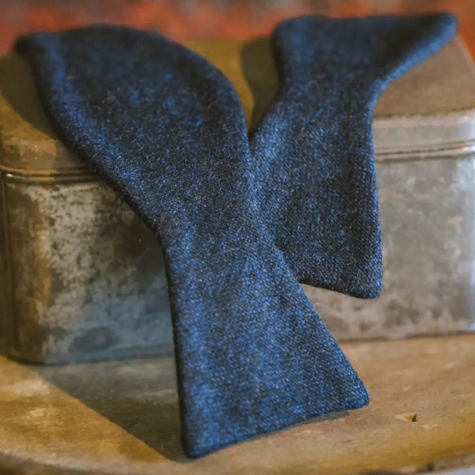 Buffalo Jackson Trading Co. Classic Solid Wool Bow Tie | Charcoal Accessories 5 Buffalo Jackson Trading Co. Classic Solid Wool Bow Tie | Charcoal Accessories