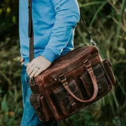 Buffalo Jackson Trading Co. Roosevelt Buffalo Leather Pilot Bag | Dark Oak