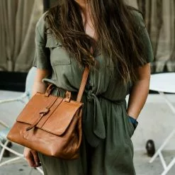 Buffalo Jackson Trading Co. Chelsea Leather Crossbody Handbag | Honey Brown