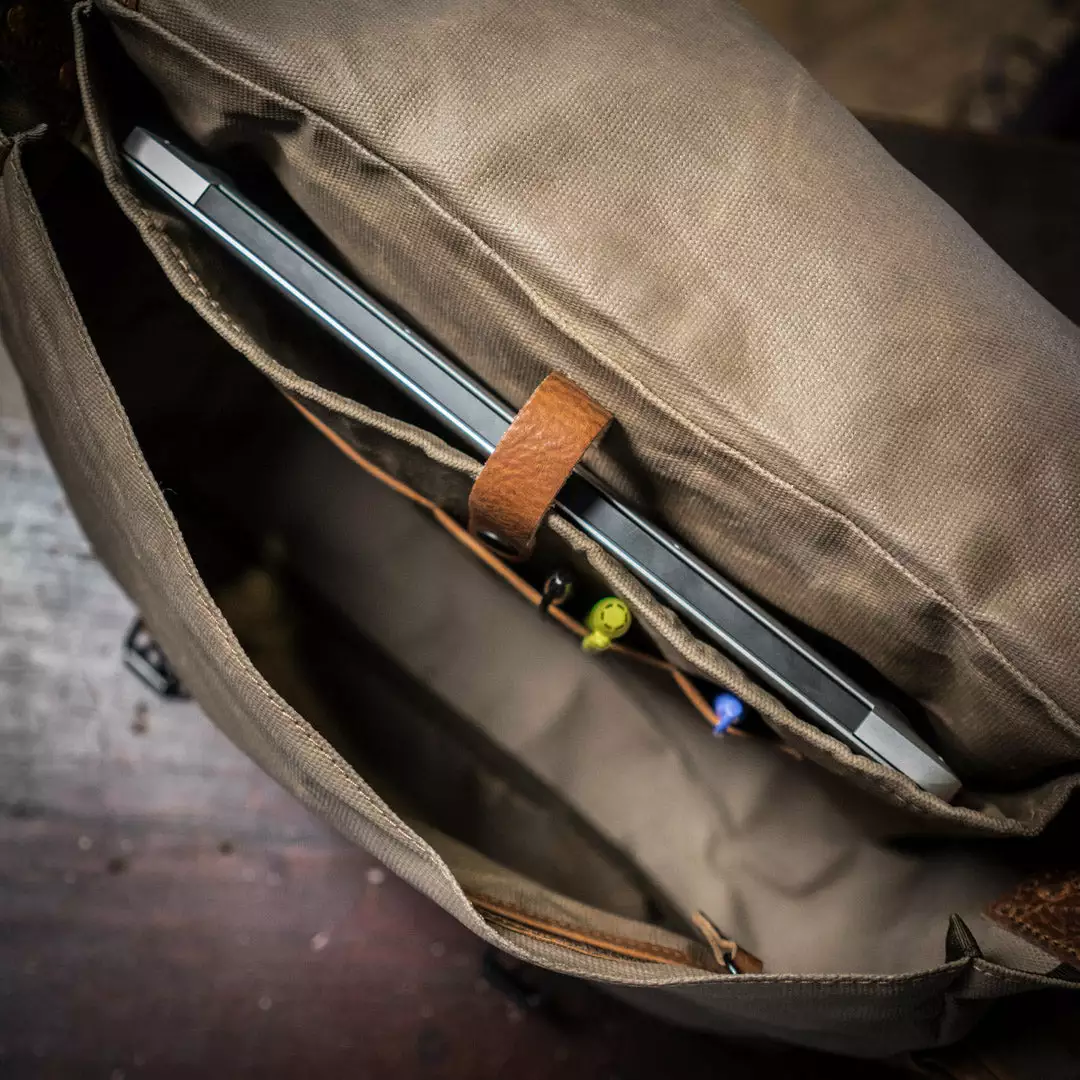 Buffalo Jackson Trading Co. Dakota Waxed Canvas Messenger Bag | Field Khaki W/ Chestnut Brown Leather New 7 Buffalo Jackson Trading Co. Dakota Waxed Canvas Messenger Bag | Field Khaki W/ Chestnut Brown Leather New