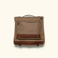 Buffalo Jackson Trading Co. Dakota Reserve Garment Bag | Field Khaki