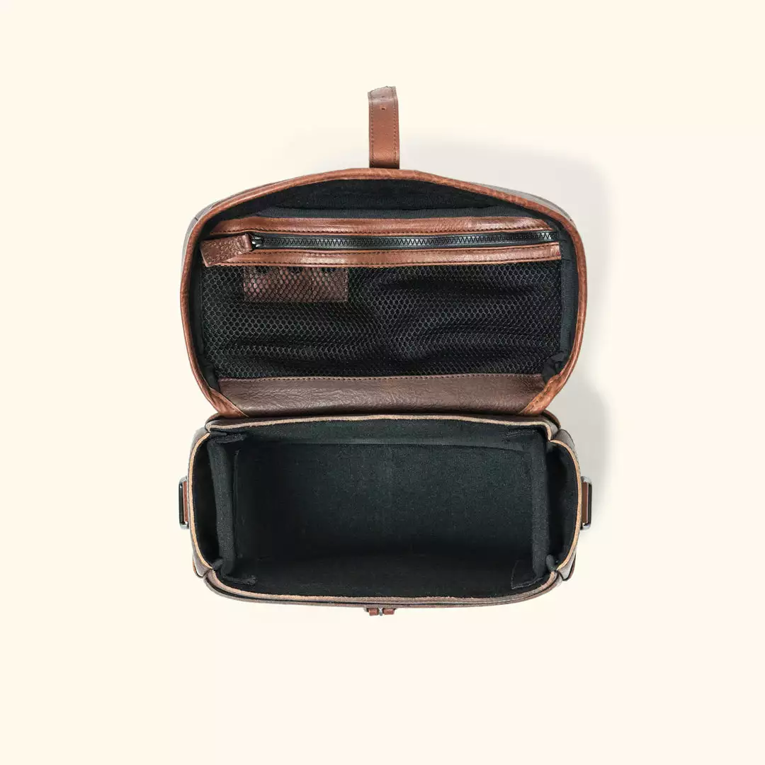 Buffalo Jackson Trading Co. Dakota Leather Camera Bag | Dark Hazelnut W/ Chestnut Brown 8 Buffalo Jackson Trading Co. Dakota Leather Camera Bag | Dark Hazelnut W/ Chestnut Brown