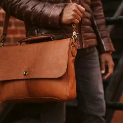 Buffalo Jackson Trading Co. Denver Leather Laptop Messenger Bag | Autumn Brown