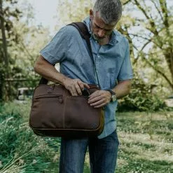 Buffalo Jackson Trading Co. Walker Leather Pilot Bag | Vintage Oak