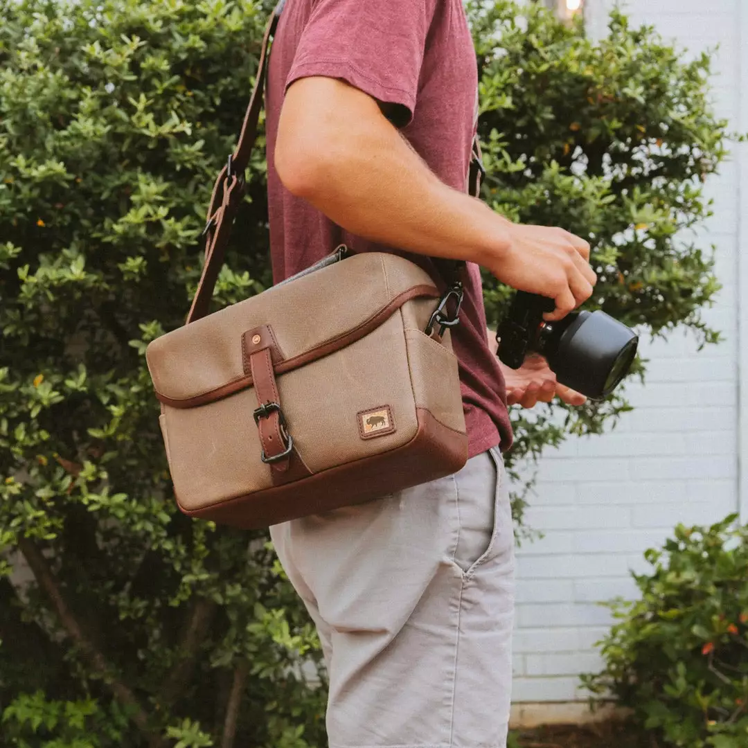 Buffalo Jackson Trading Co. Dakota Waxed Canvas Camera Bag | Field Khaki W/ Chestnut Brown Leather Outlet 9 Buffalo Jackson Trading Co. Dakota Waxed Canvas Camera Bag | Field Khaki W/ Chestnut Brown Leather Outlet