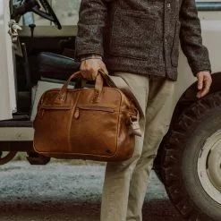 Buffalo Jackson Trading Co. Walker Leather Pilot Bag | Rustic Tan 18 Buffalo Jackson Trading Co. Walker Leather Pilot Bag | Rustic Tan
