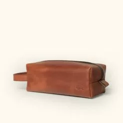 Buffalo Jackson Trading Co. Roosevelt Buffalo Leather Dopp Kit | Amber Brown Dopp Kits & Toiletry Kits