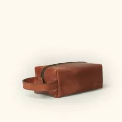 Buffalo Jackson Trading Co. Roosevelt Buffalo Leather Dopp Kit | Amber Brown Dopp Kits & Toiletry Kits