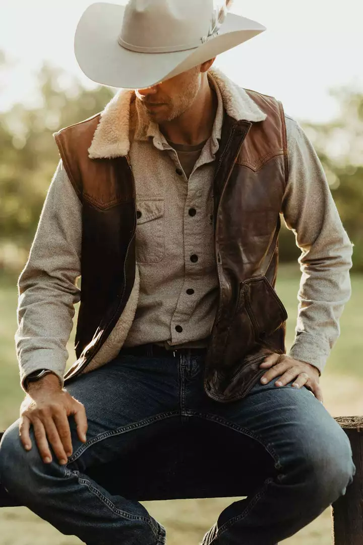 Buffalo Jackson Trading Co. Leather Jackets Jackson Leather Sherpa Vest | Tan & Brown 14 Buffalo Jackson Trading Co. Leather Jackets Jackson Leather Sherpa Vest | Tan & Brown