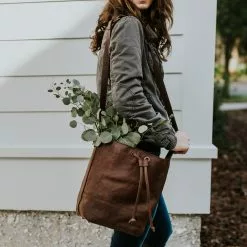 Buffalo Jackson Trading Co. Madison Leather Bucket Bag | Dark Hazelnut 17 Buffalo Jackson Trading Co. Madison Leather Bucket Bag | Dark Hazelnut