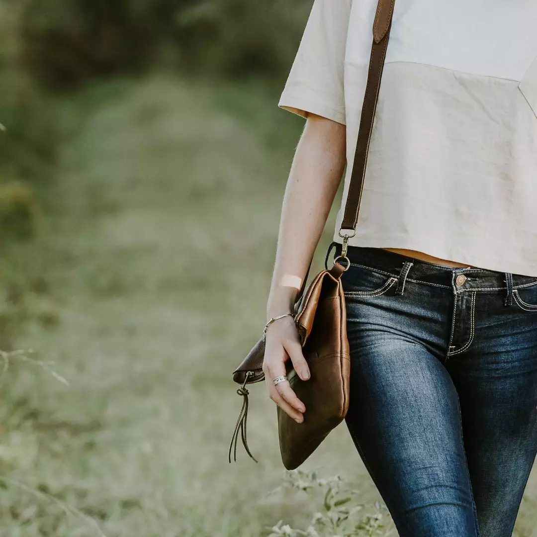 Buffalo Jackson Trading Co. Madison Leather Crossbody Foldover Clutch | Dark Hazelnut 10 Buffalo Jackson Trading Co. Madison Leather Crossbody Foldover Clutch | Dark Hazelnut