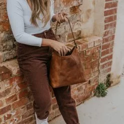 Buffalo Jackson Trading Co. Walker Leather Shoulder Bag | Rustic Tan 18 Buffalo Jackson Trading Co. Walker Leather Shoulder Bag | Rustic Tan