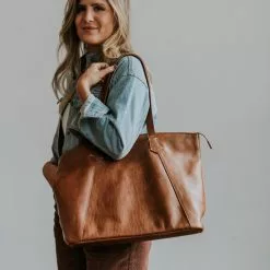 Buffalo Jackson Trading Co. Walker Leather Tote Bag | Rustic Tan